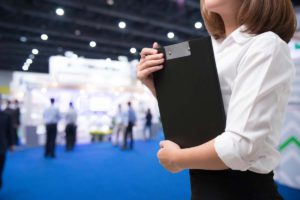 Attract More Customers with Properly Trained Exhibit Booth Staff